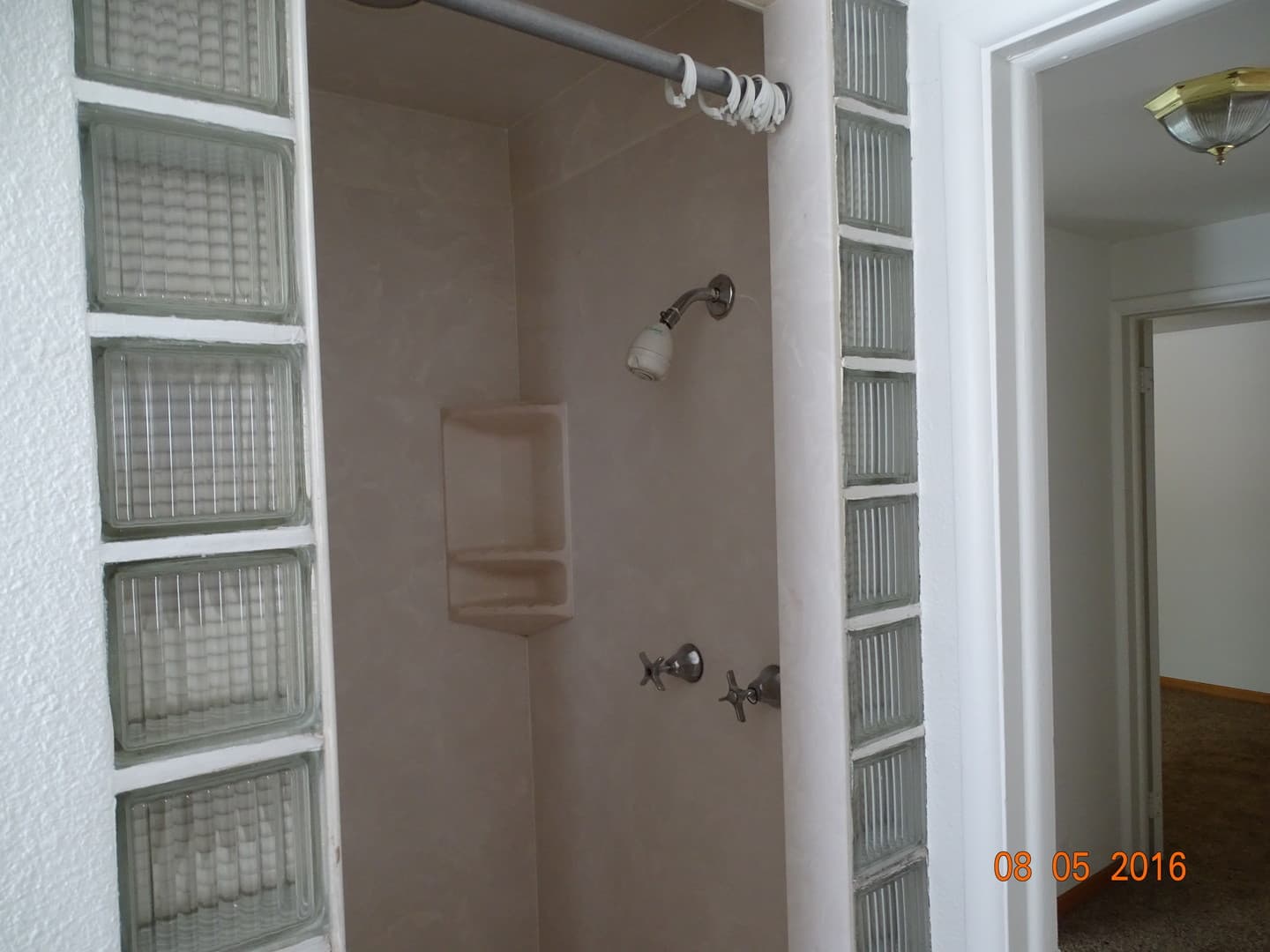 Eugene Apartment: 1706 1/2 W. 6th
