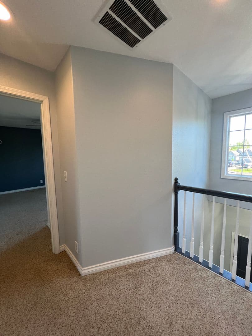 Eugene House: 1592 Kingston Way