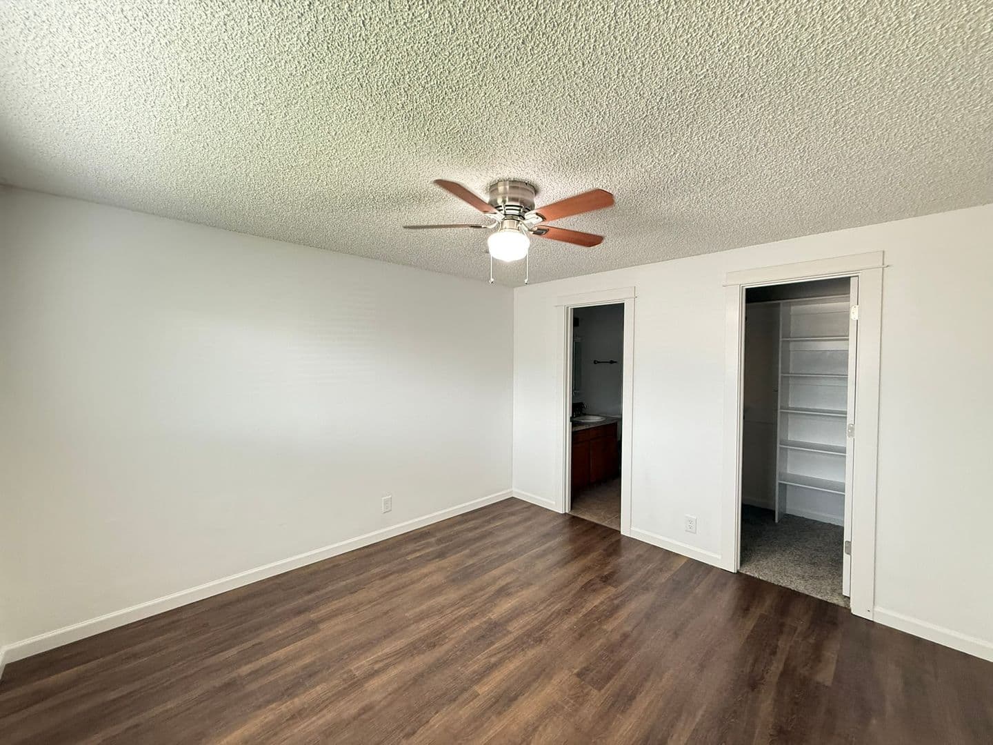 Eugene Apartment: 595 Mar Loop