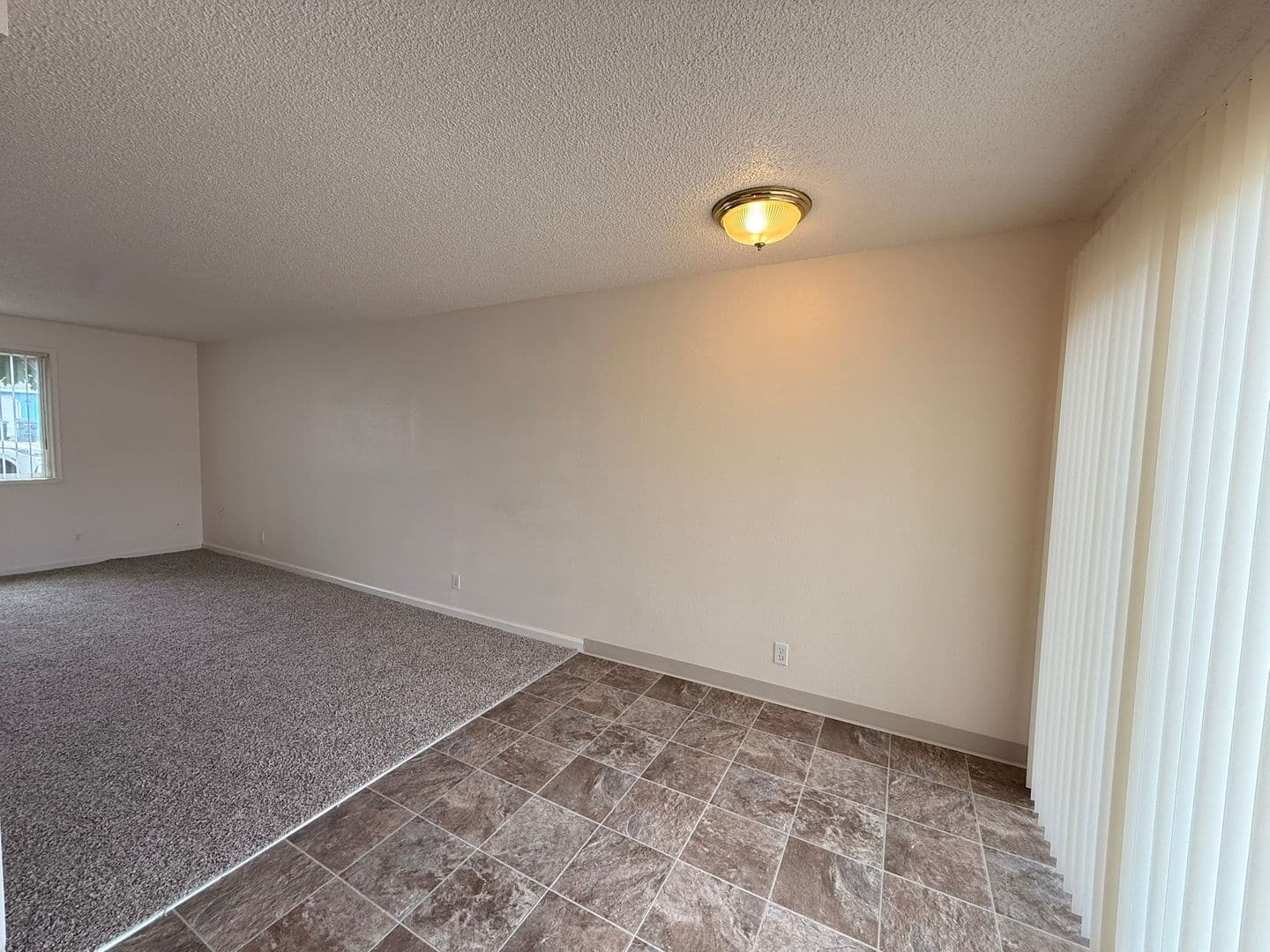 Creswell Apartment: 92 N 8th Street