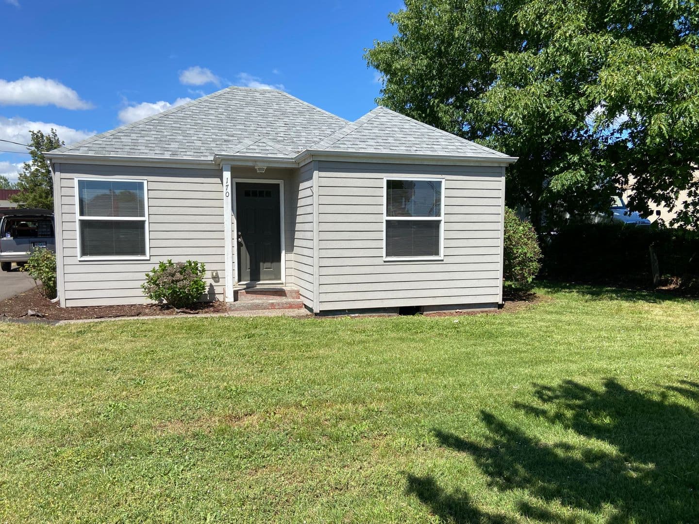 Springfield House: 170 S 42nd Street