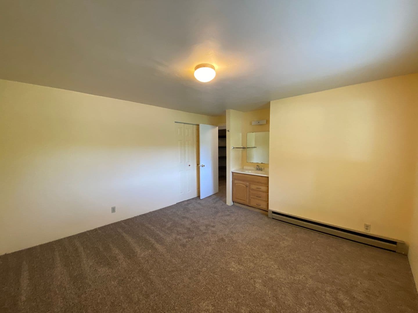 Eugene House: 2469 Miami Lane