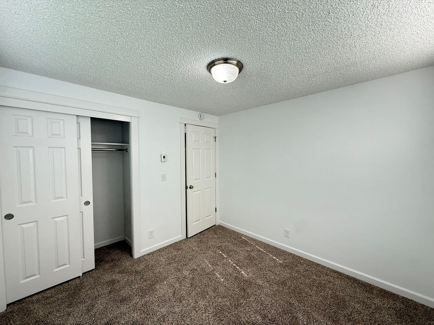 Eugene Apartment: 595 Mar Loop