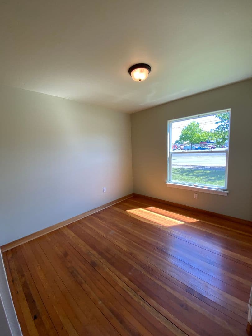 Springfield House: 170 S 42nd Street
