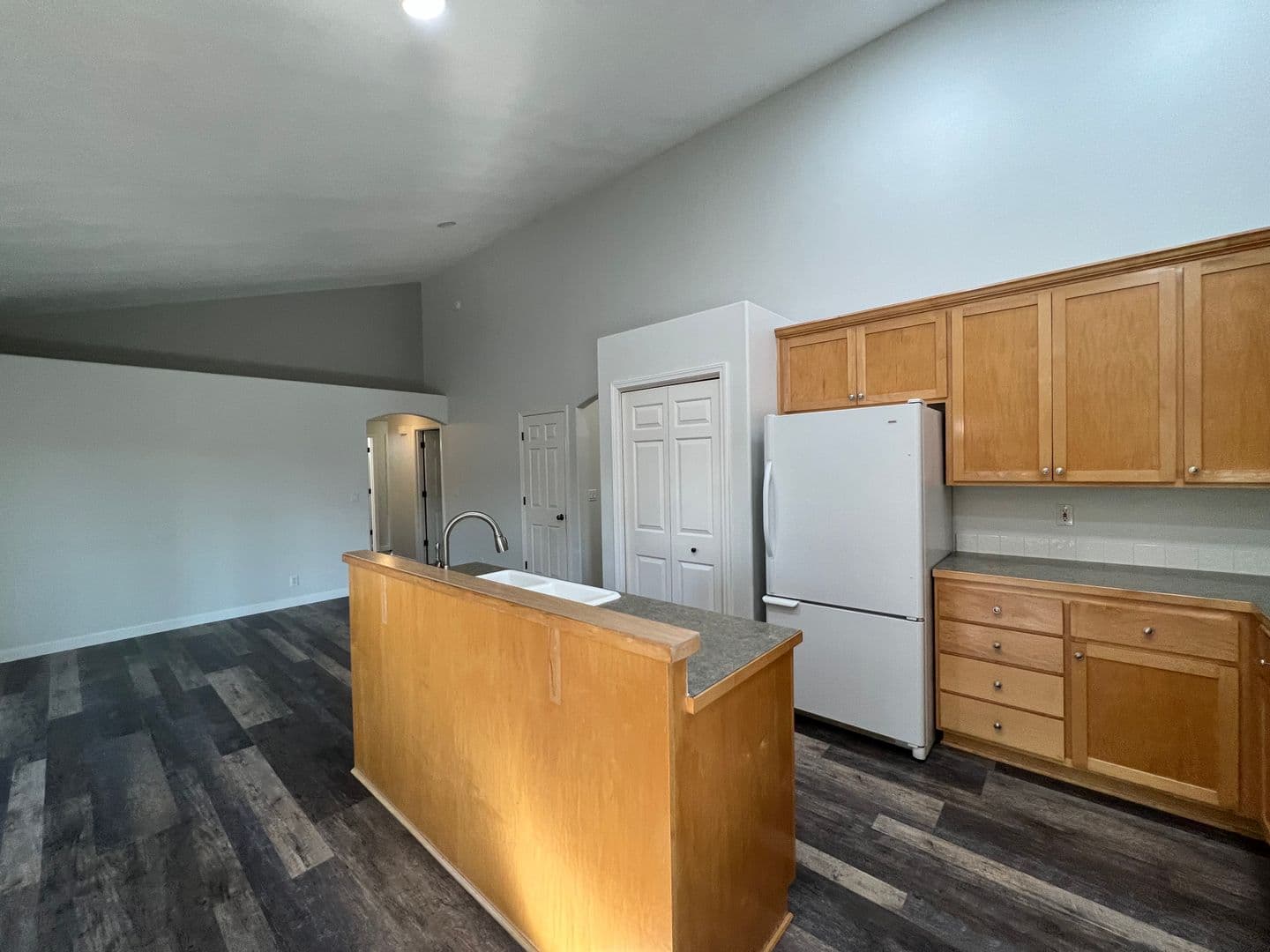 Eugene House: 5980 Kistler Lane