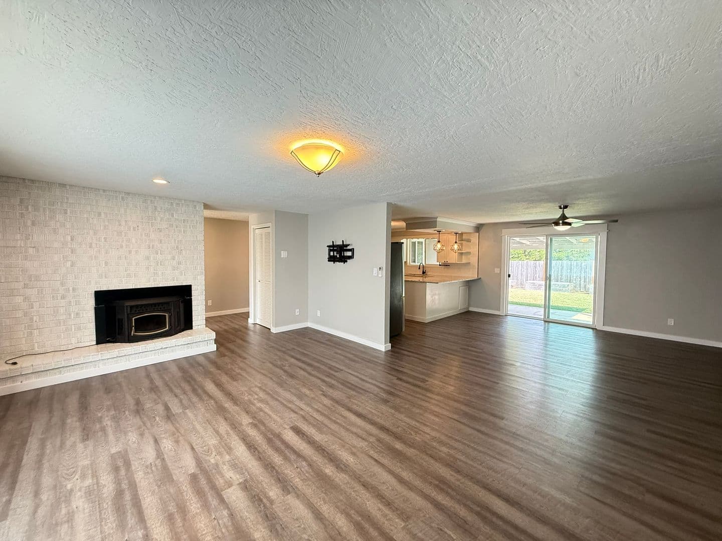 Cottage Grove House: 640 Lincoln Ave