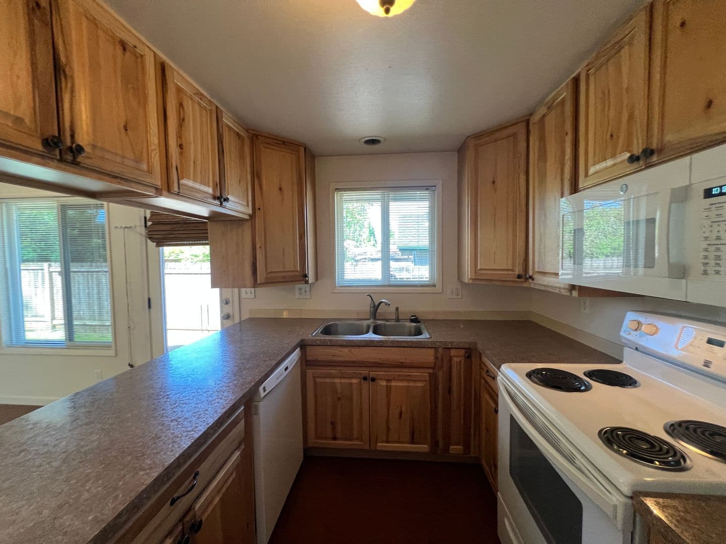 Eugene House: 2315 Ironwood