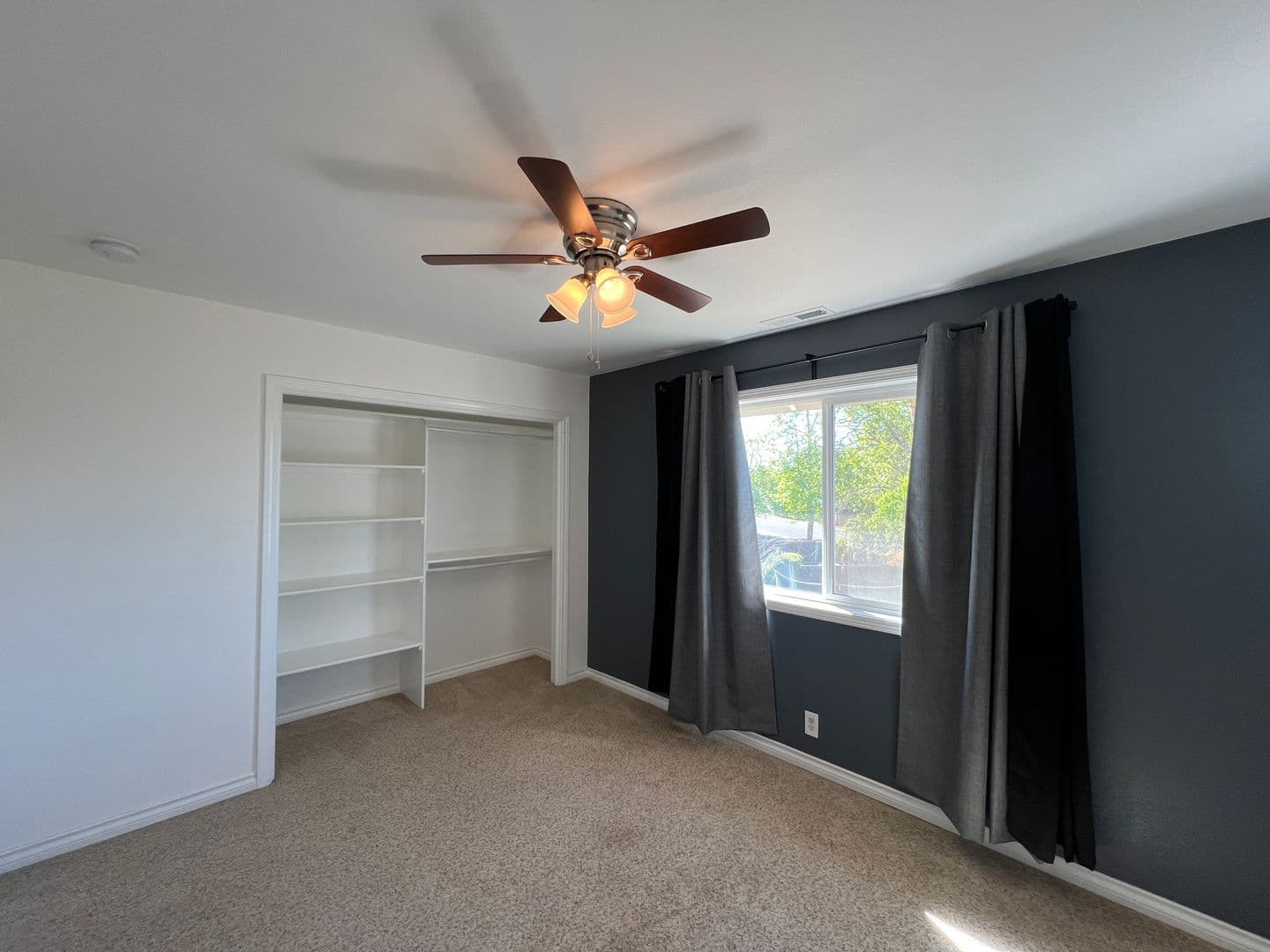Eugene House: 1592 Kingston Way