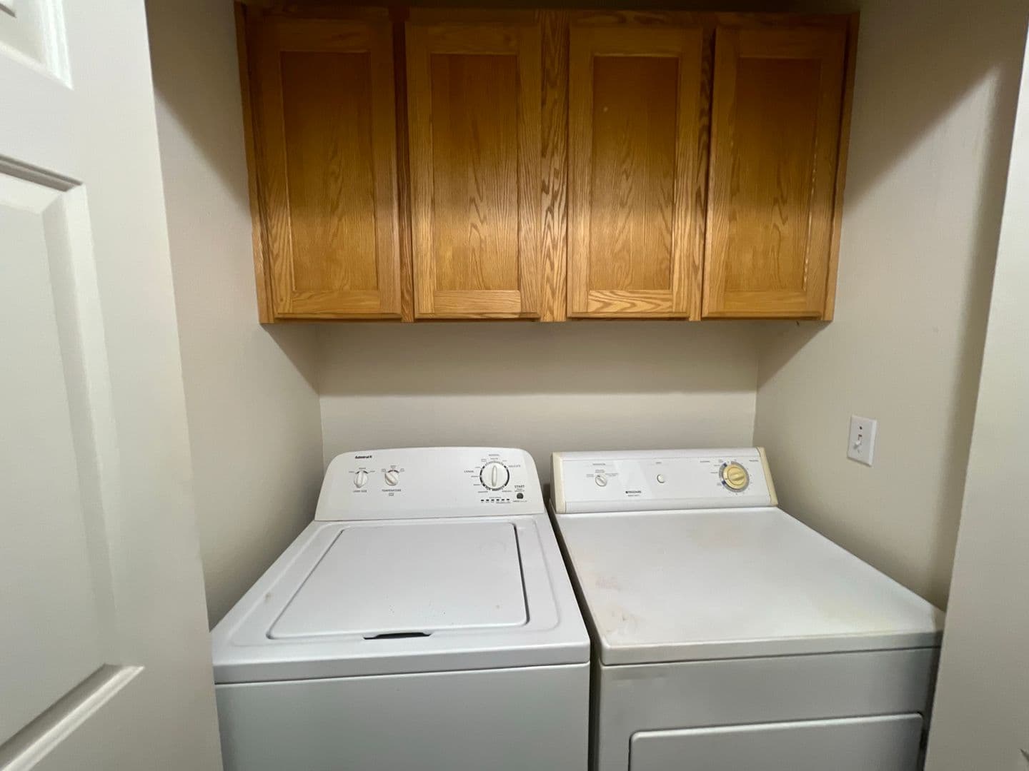 Eugene Apartment: 1622 W Broadway