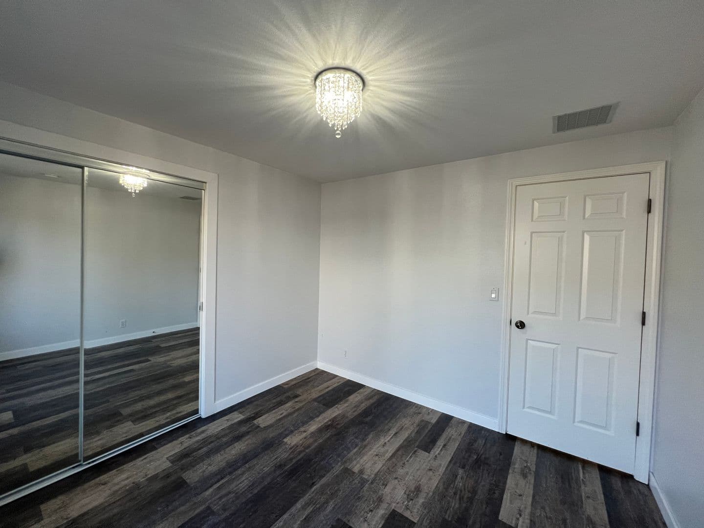 Eugene House: 5980 Kistler Lane