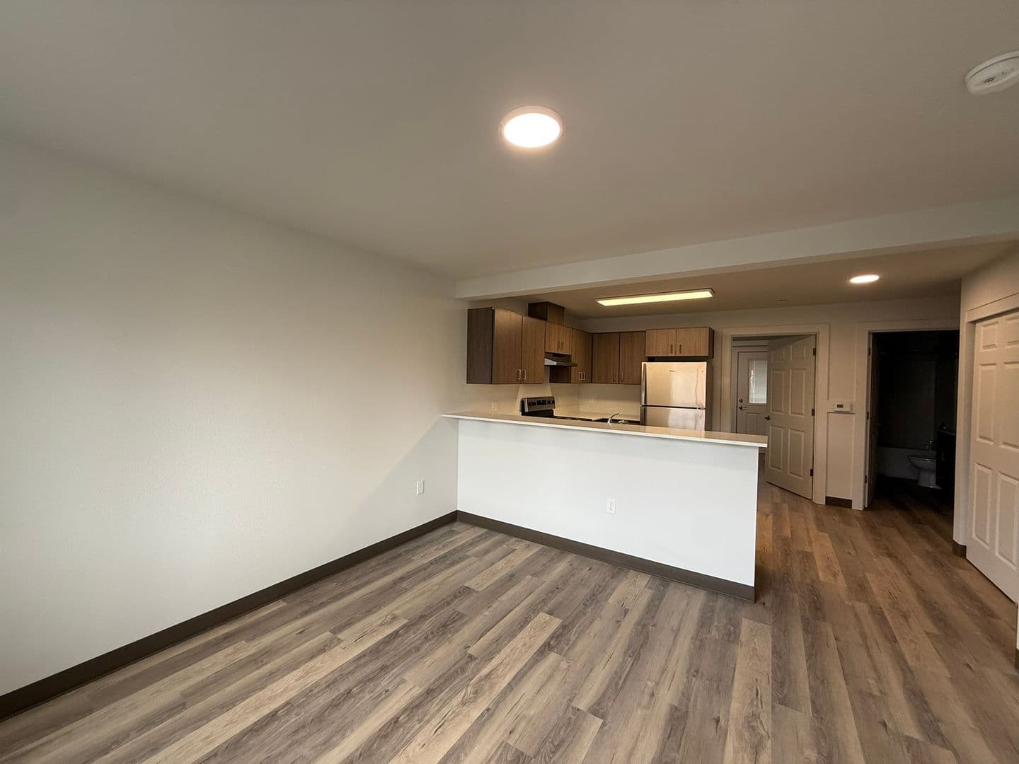 Springfield Apartment: 1888 5th Street