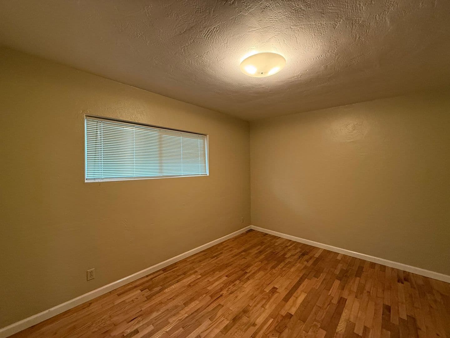 Eugene Apartment: 2950 Willamette Street