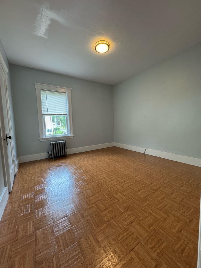 Webster Apartment: 50 Elm Street