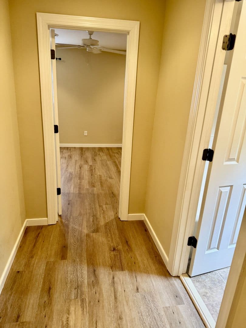 Midlothian House: 11713 Leiden Lane