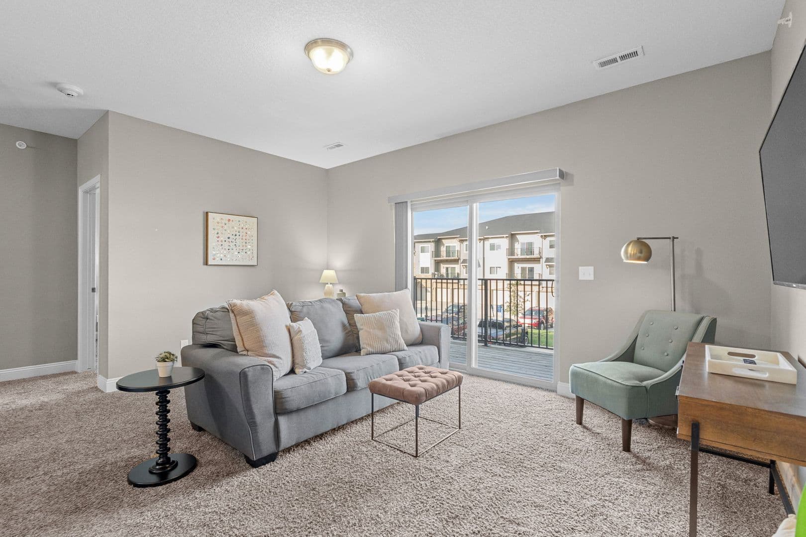West Des Moines Apartment: 8350 Cascade Avenue