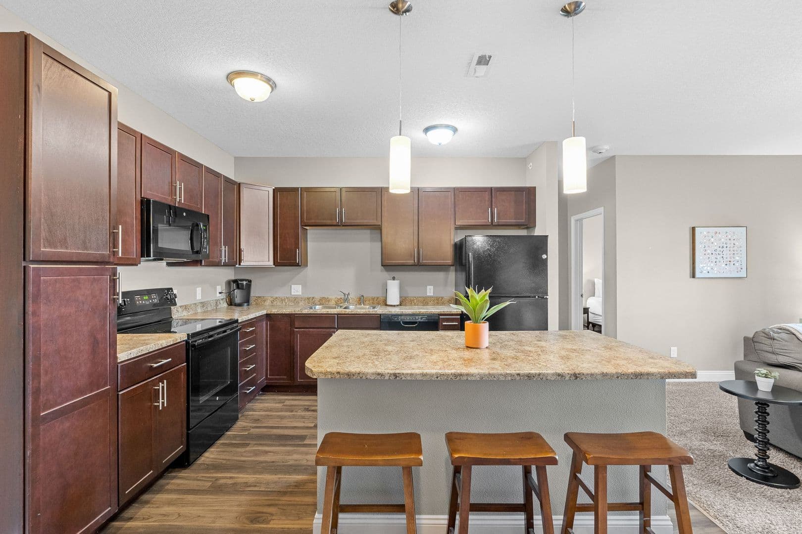 West Des Moines Apartment: 8350 Cascade Avenue