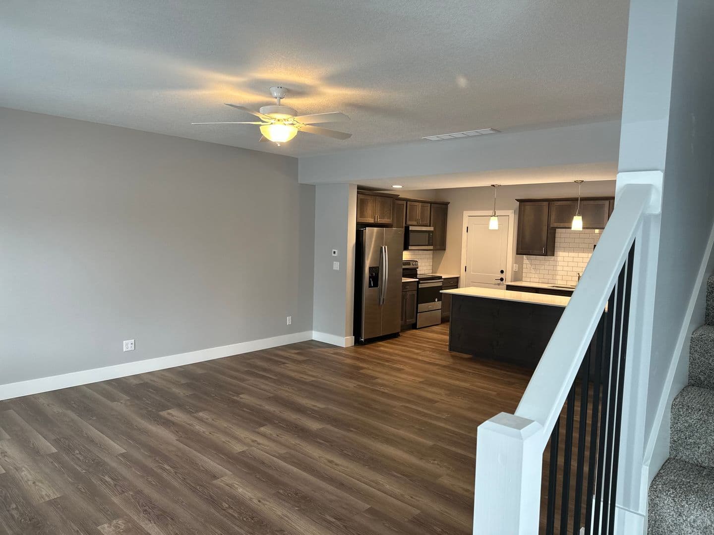 Creston Apartment: 701 West Adams