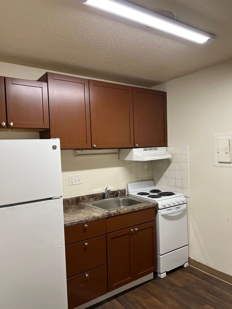 Des Moines Apartment: 701/711/801 Loomis Ave