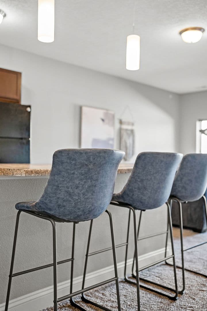 West Des Moines Apartment: 8350 Cascade Avenue