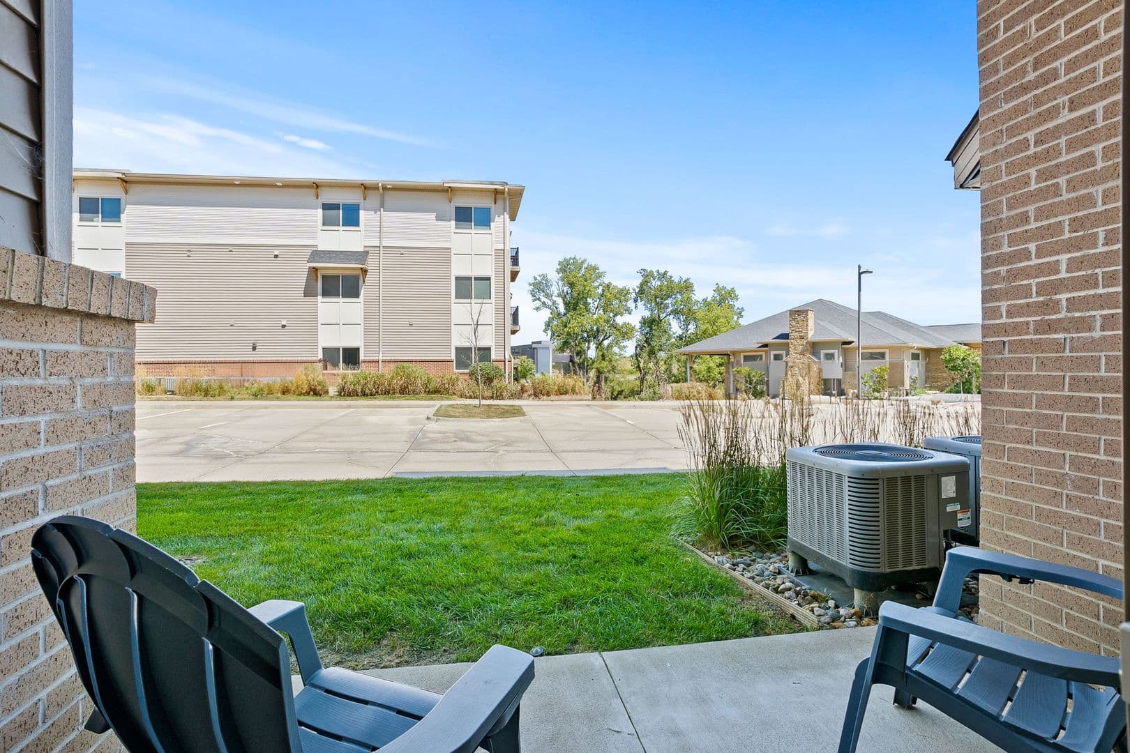 West Des Moines Apartment: 8350 Cascade Avenue