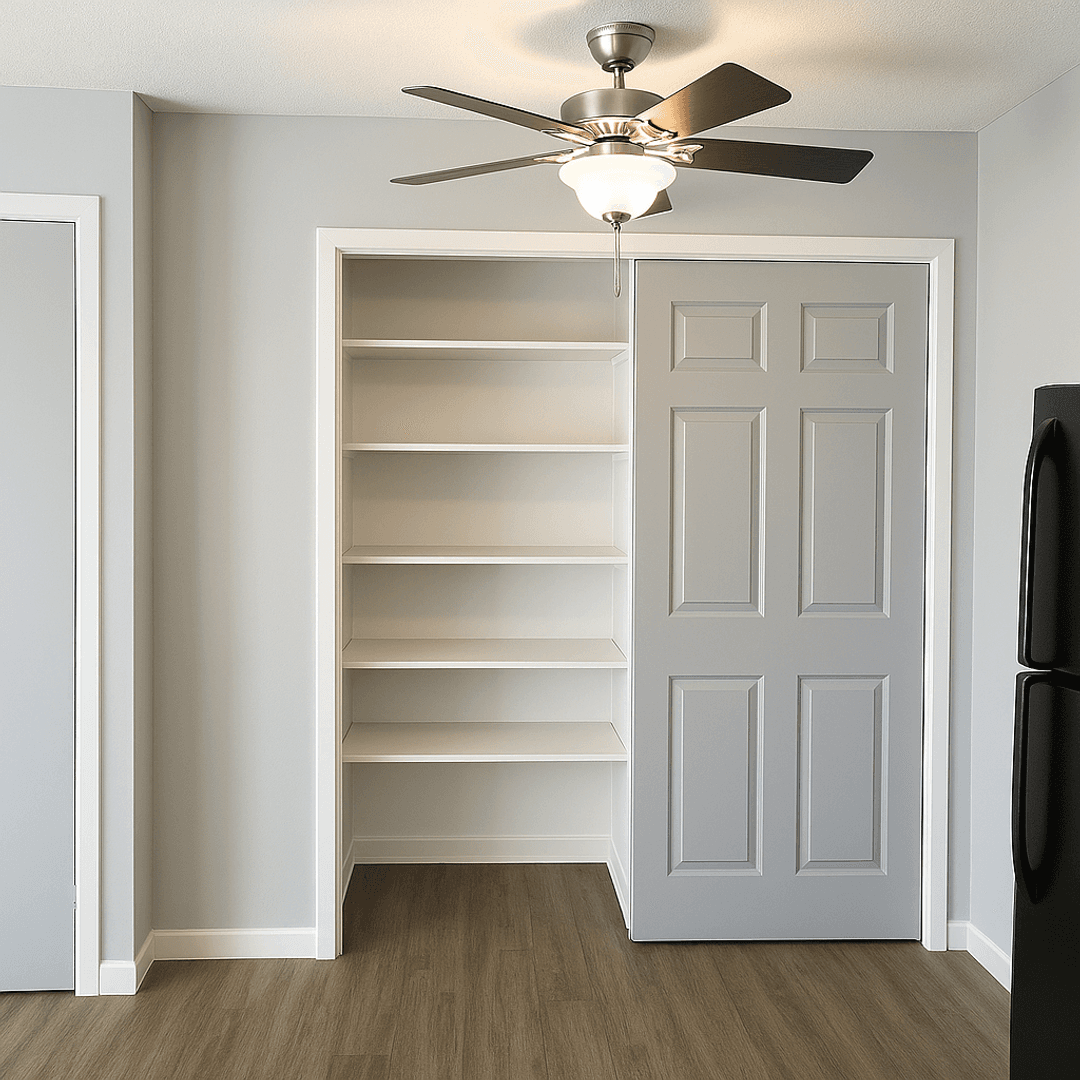 Des Moines Apartment: 4171 E University Ave