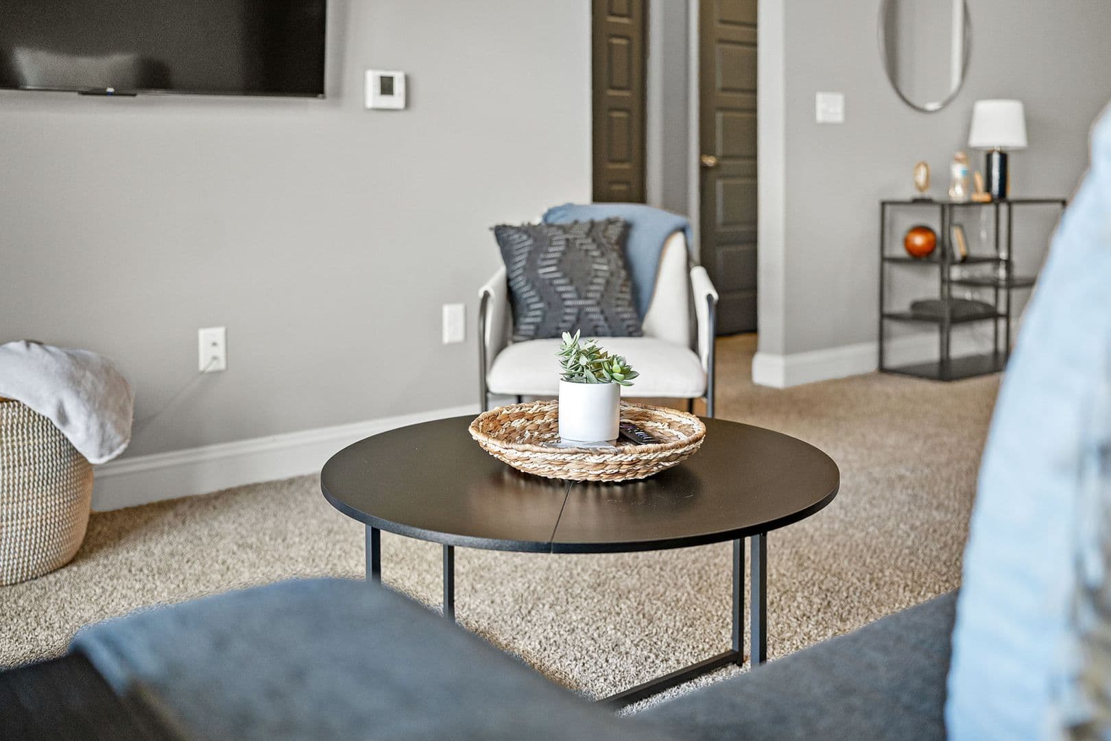 West Des Moines Apartment: 8350 Cascade Avenue