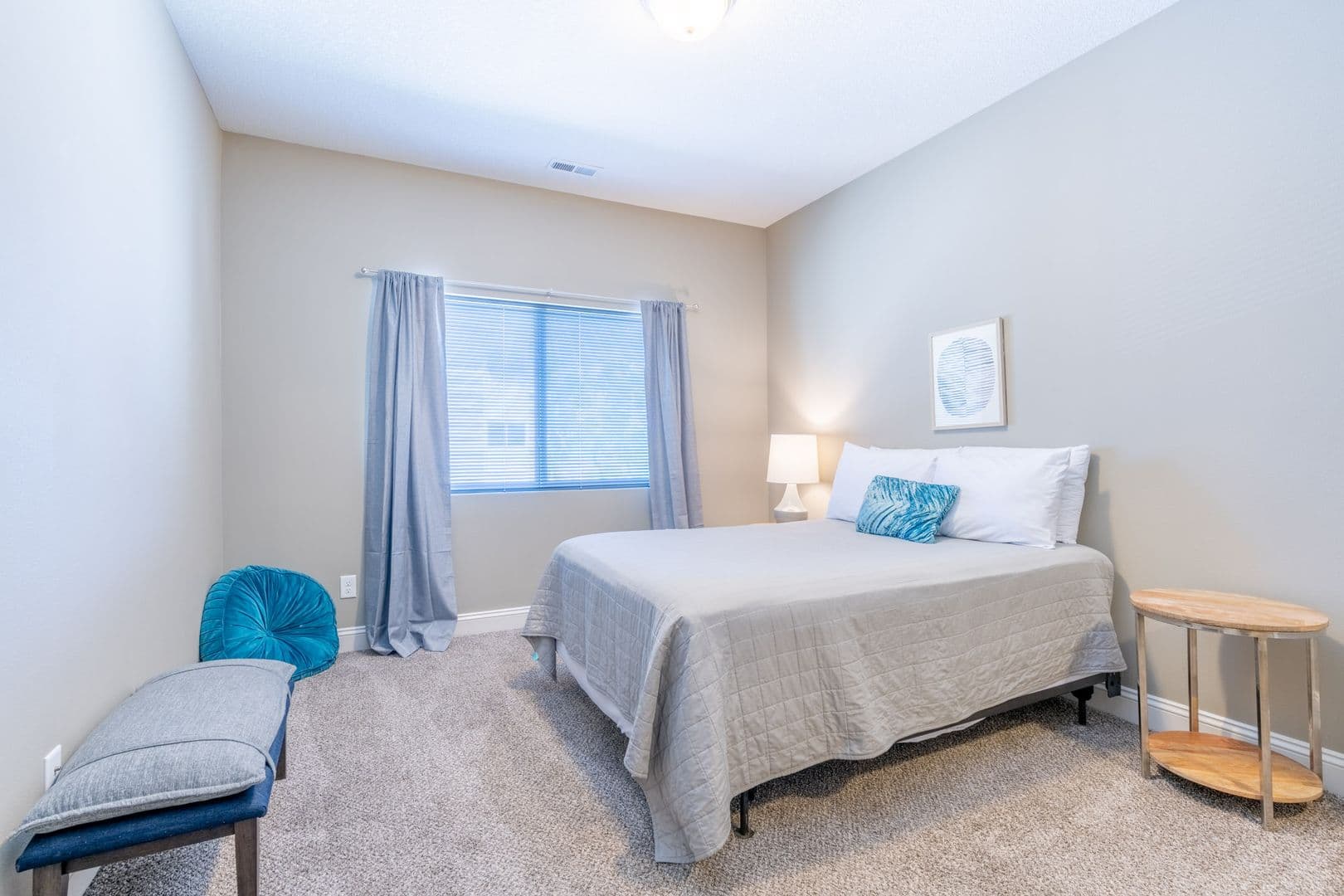 West Des Moines Apartment: 8350 Cascade Avenue