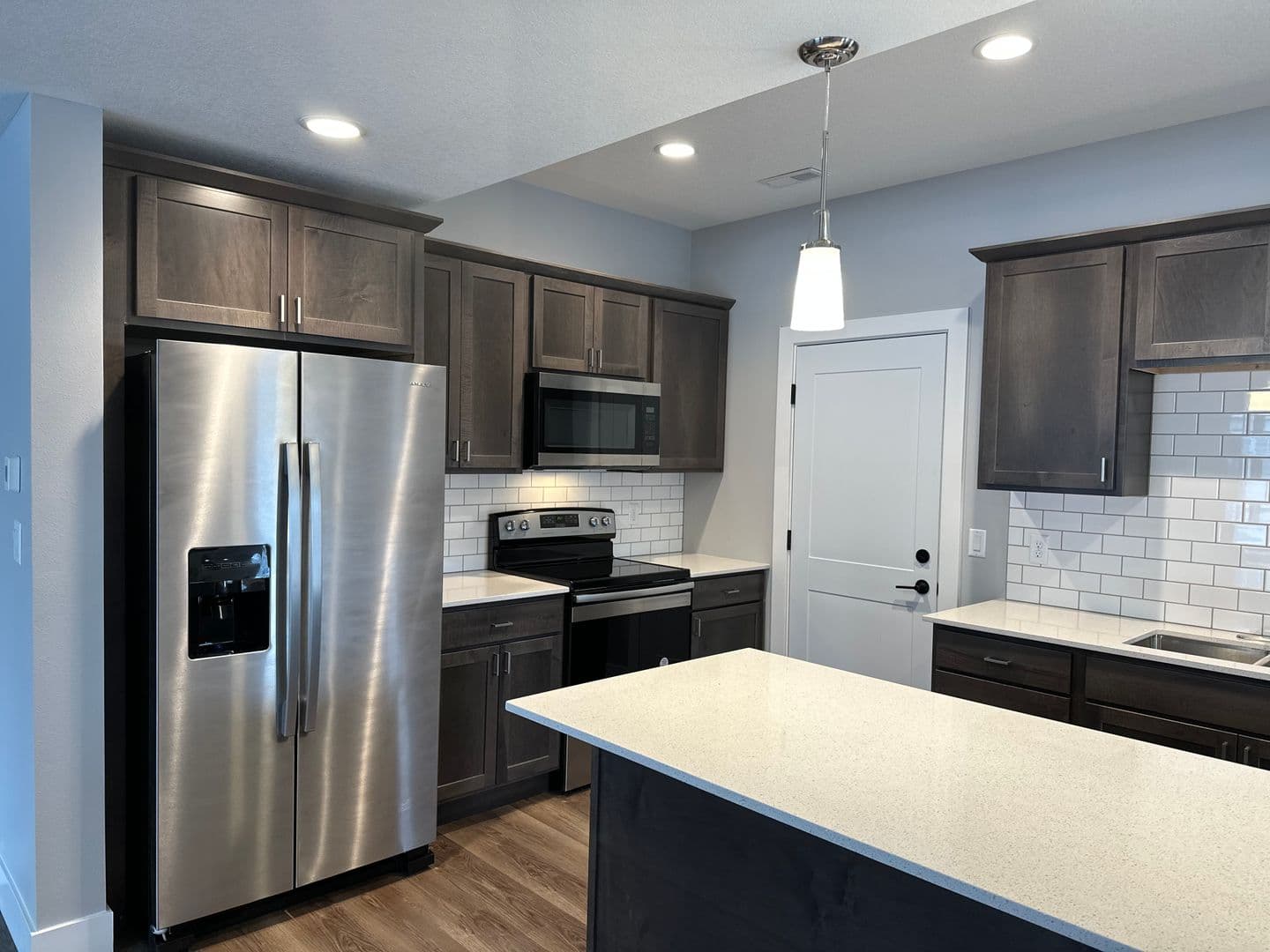 Creston Apartment: 701 West Adams
