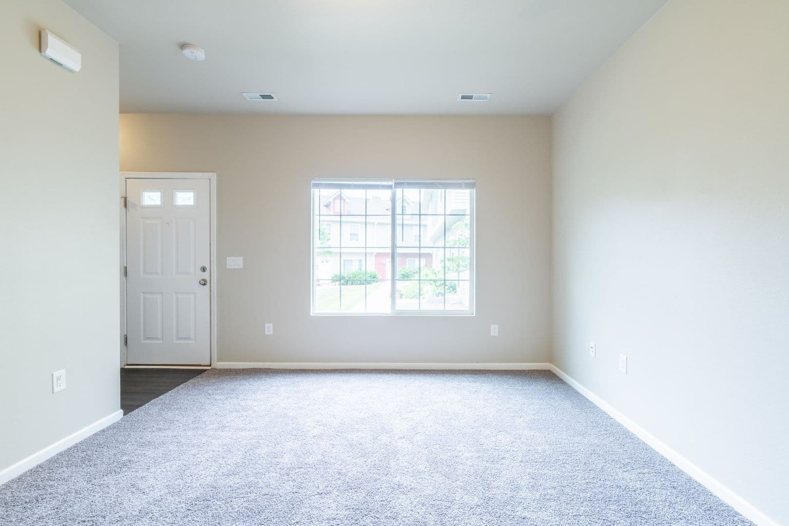 Johnston Townhome: 6813 Jack London DR