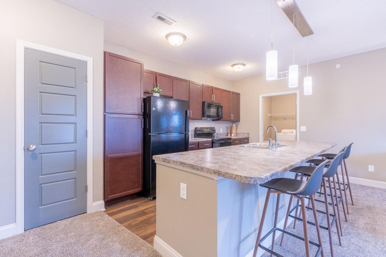 West Des Moines Apartment: 8350 Cascade Avenue