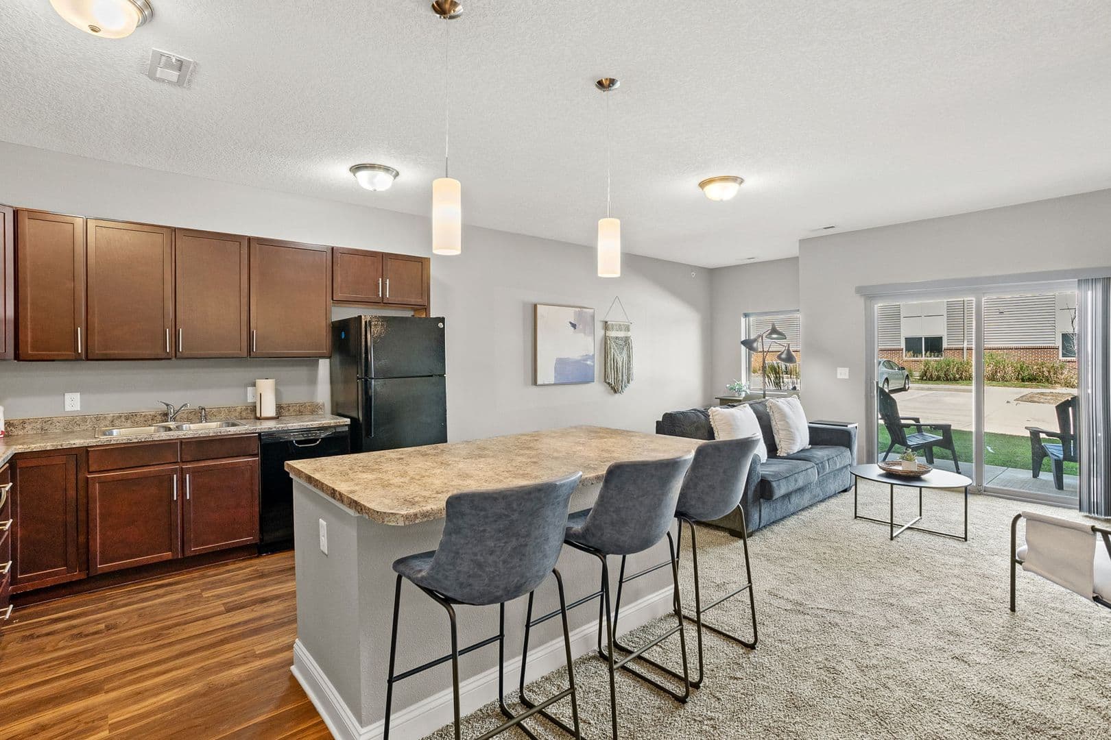 West Des Moines Apartment: 8350 Cascade Avenue