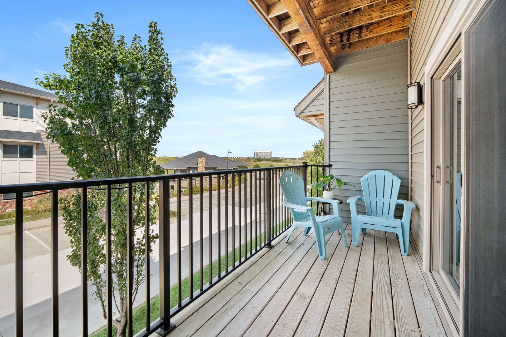 West Des Moines Apartment: 8350 Cascade Avenue