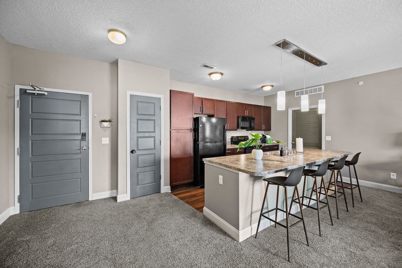 West Des Moines Apartment: 8350 Cascade Avenue