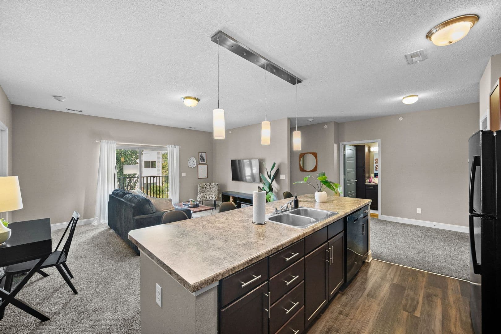 West Des Moines Apartment: 8350 Cascade Avenue