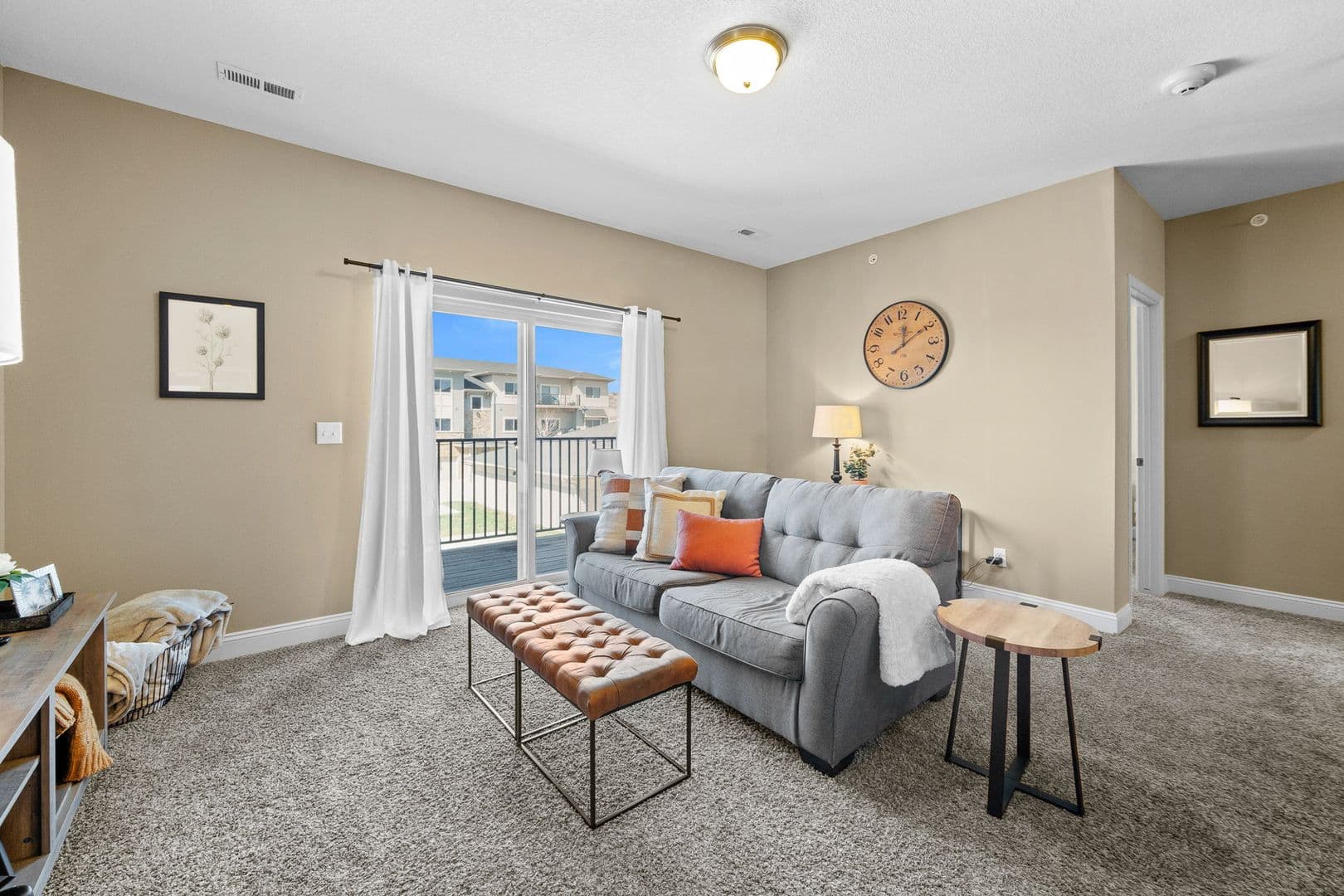 West Des Moines Apartment: 8350 Cascade Avenue