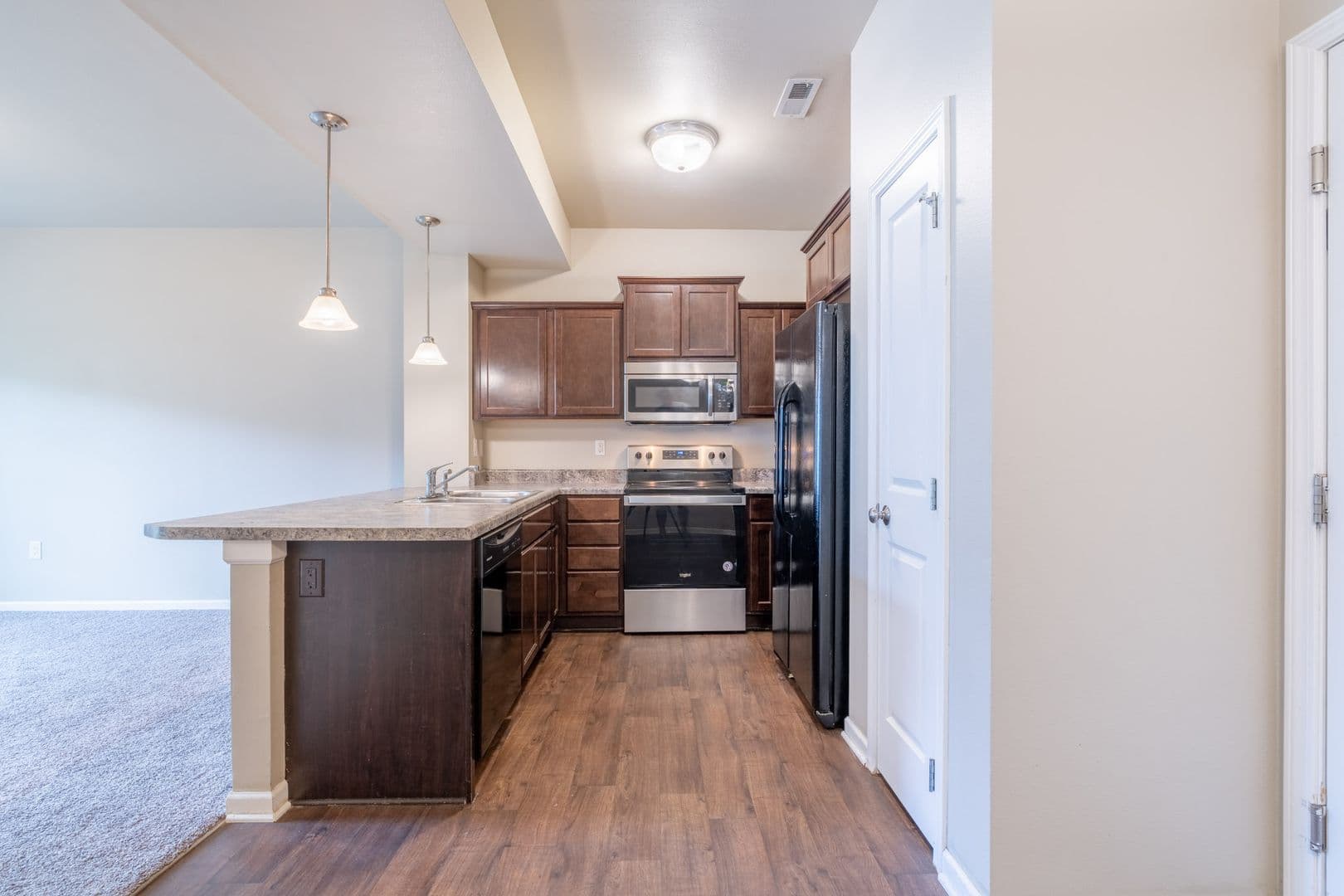 Johnston Townhome: 6813 Jack London DR