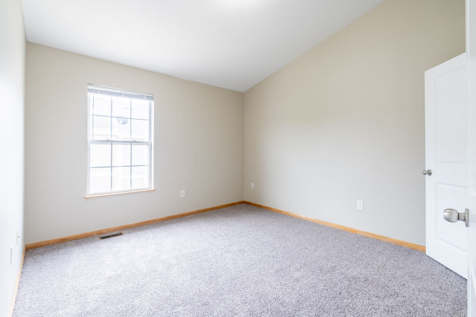 Grimes Townhome: 2150 NE 18th Street