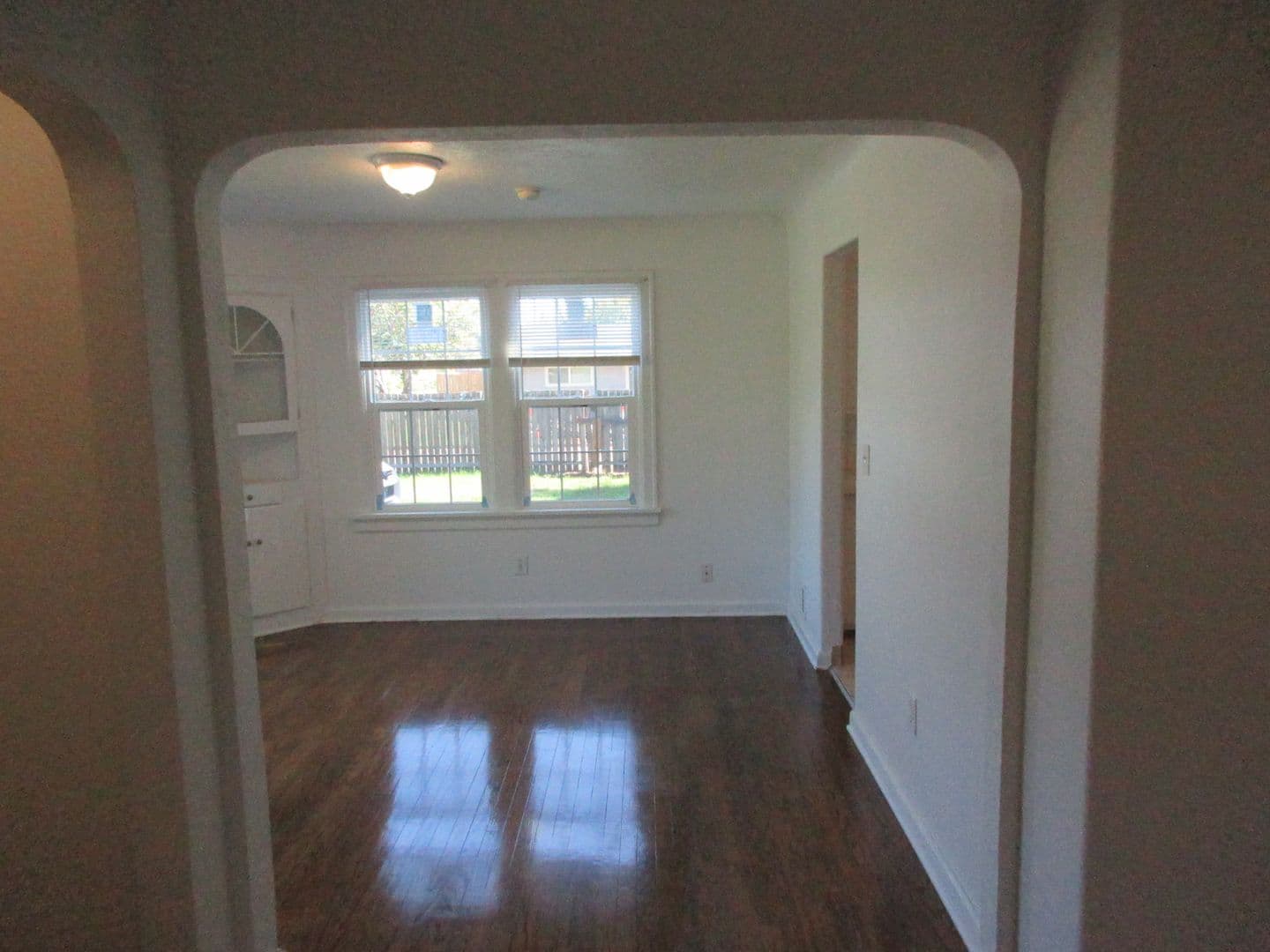 Salem House: 2810 Claxter Rd NE