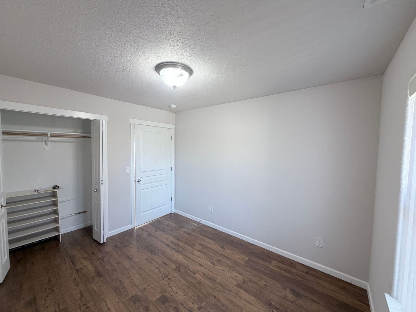 Dallas House: 456 SE Ray St