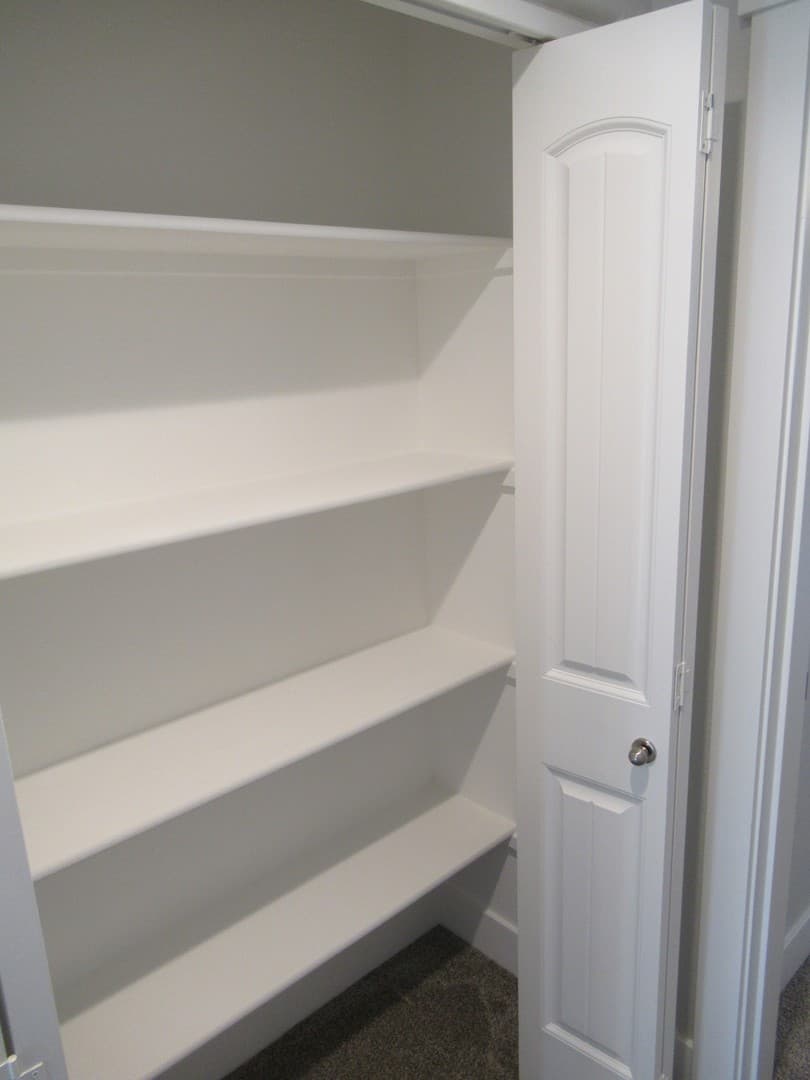 Salem Apartment: 1194 Mariel Place S