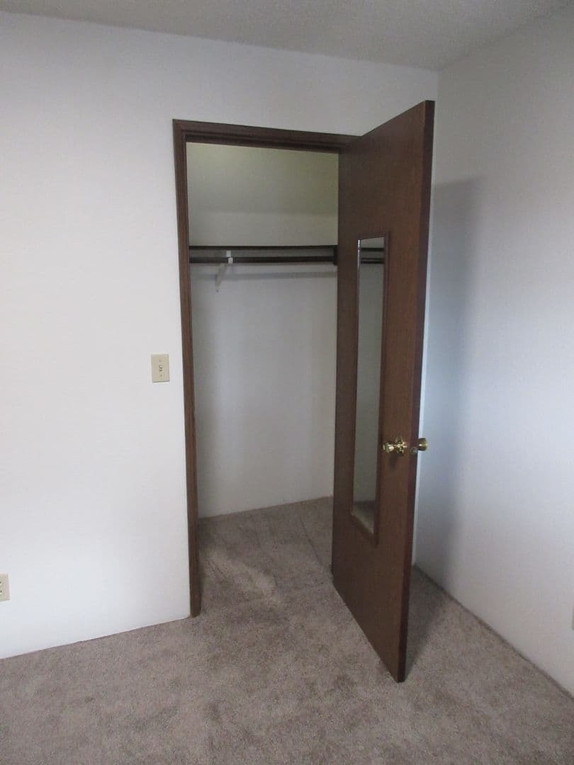 Salem Apartment: 728 Church Street NE #37
