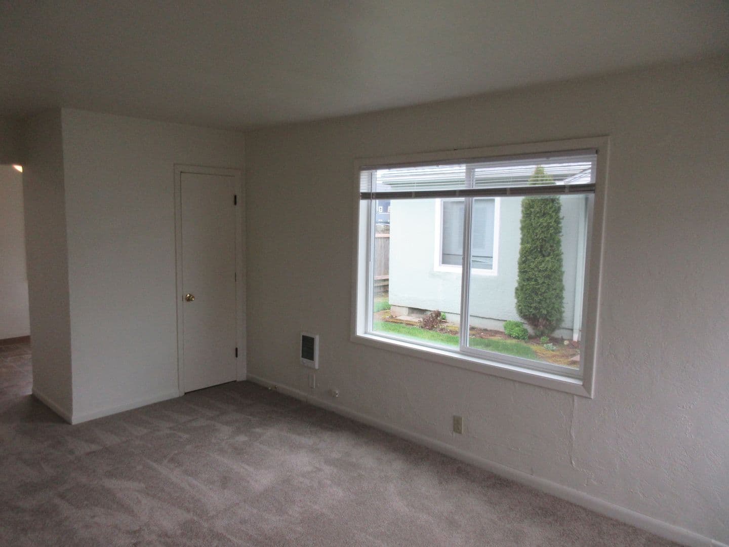 Salem Apartment: 2804 Claxter Rd NE