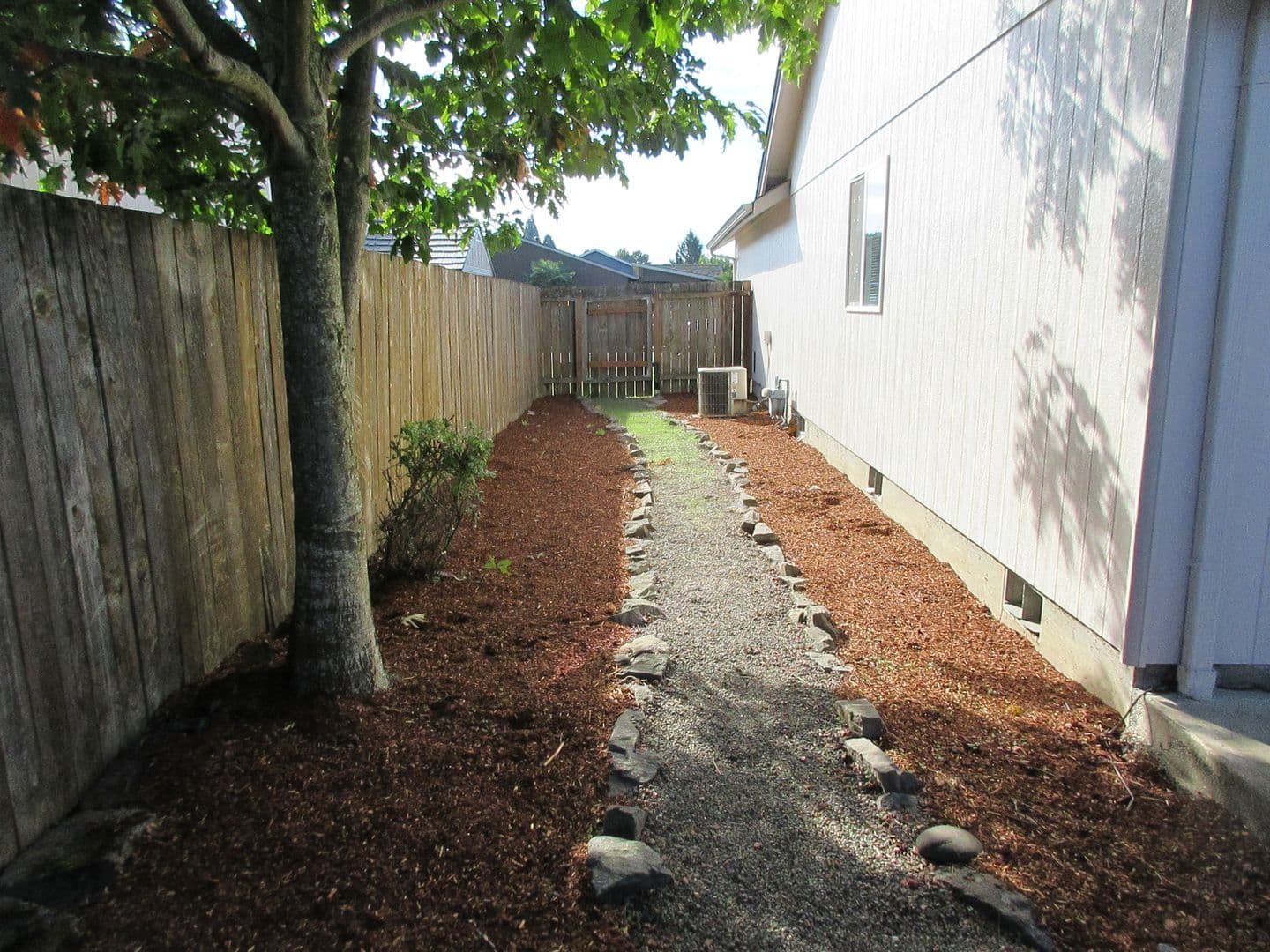 Salem House: 4523 Wildcherry Drive SE