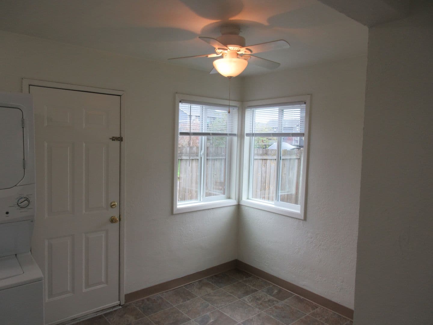 Salem Apartment: 2804 Claxter Rd NE