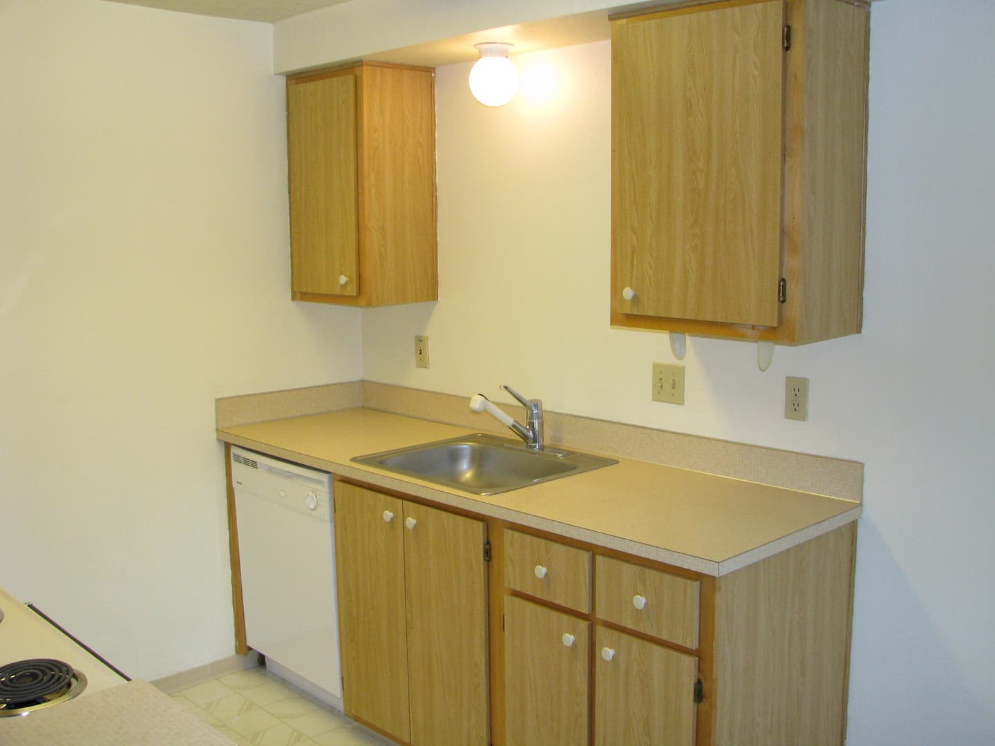 Keizer Apartment: 4263 Tiffany Place NE