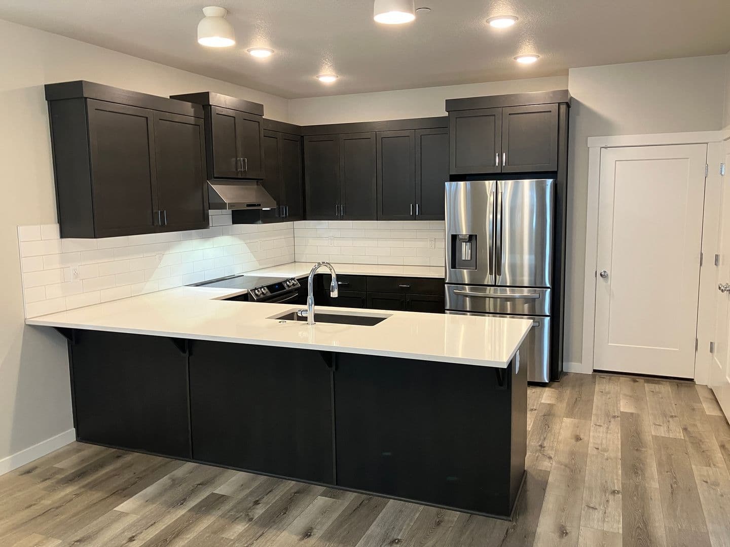 Salem House: 3731 Village Center Dr