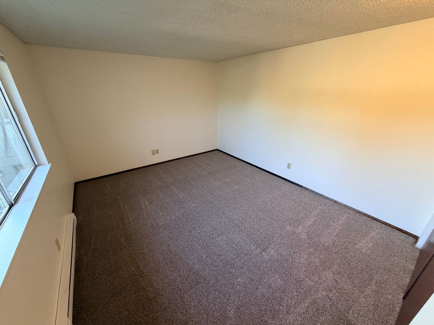Salem Apartment: 1752 Salishan St. SE