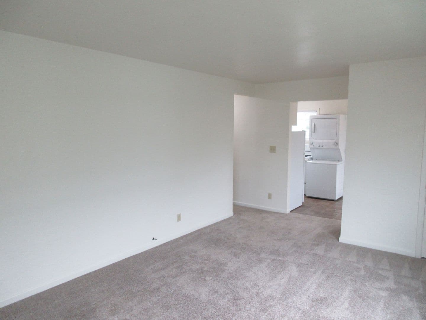 Salem Apartment: 2804 Claxter Rd NE