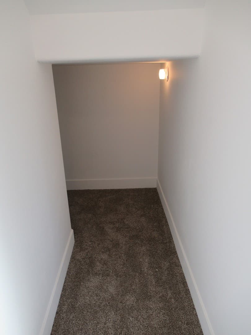 Salem Apartment: 1194 Mariel Place S