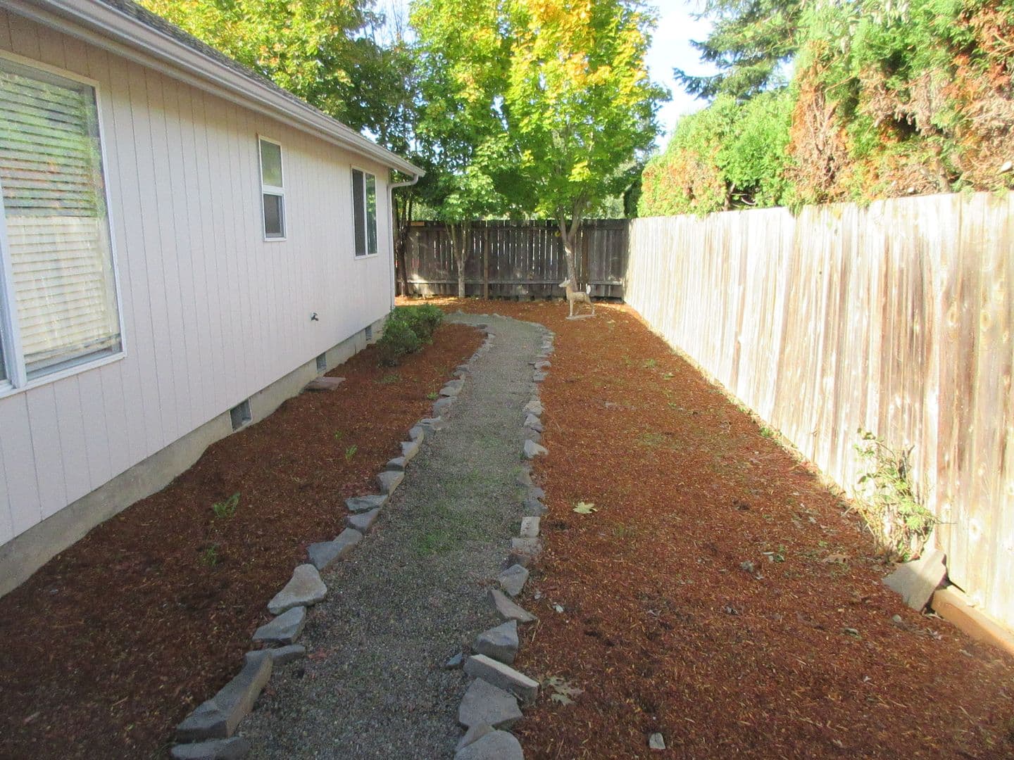 Salem House: 4523 Wildcherry Drive SE